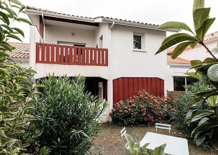 Maison De Navarrosse *