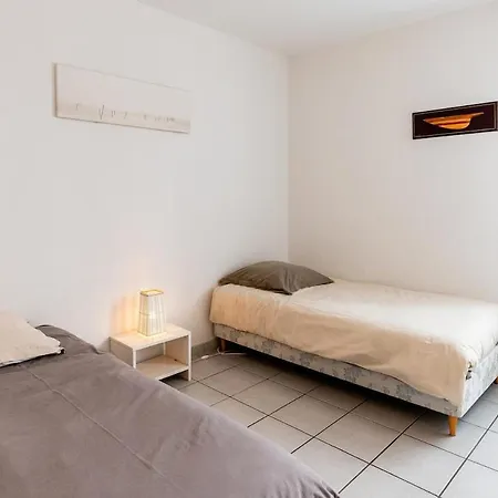 Holiday home Maison De Navarrosse *